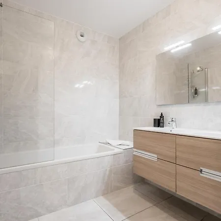 Le 203 - Proche Telecabine - Centre Apartment *